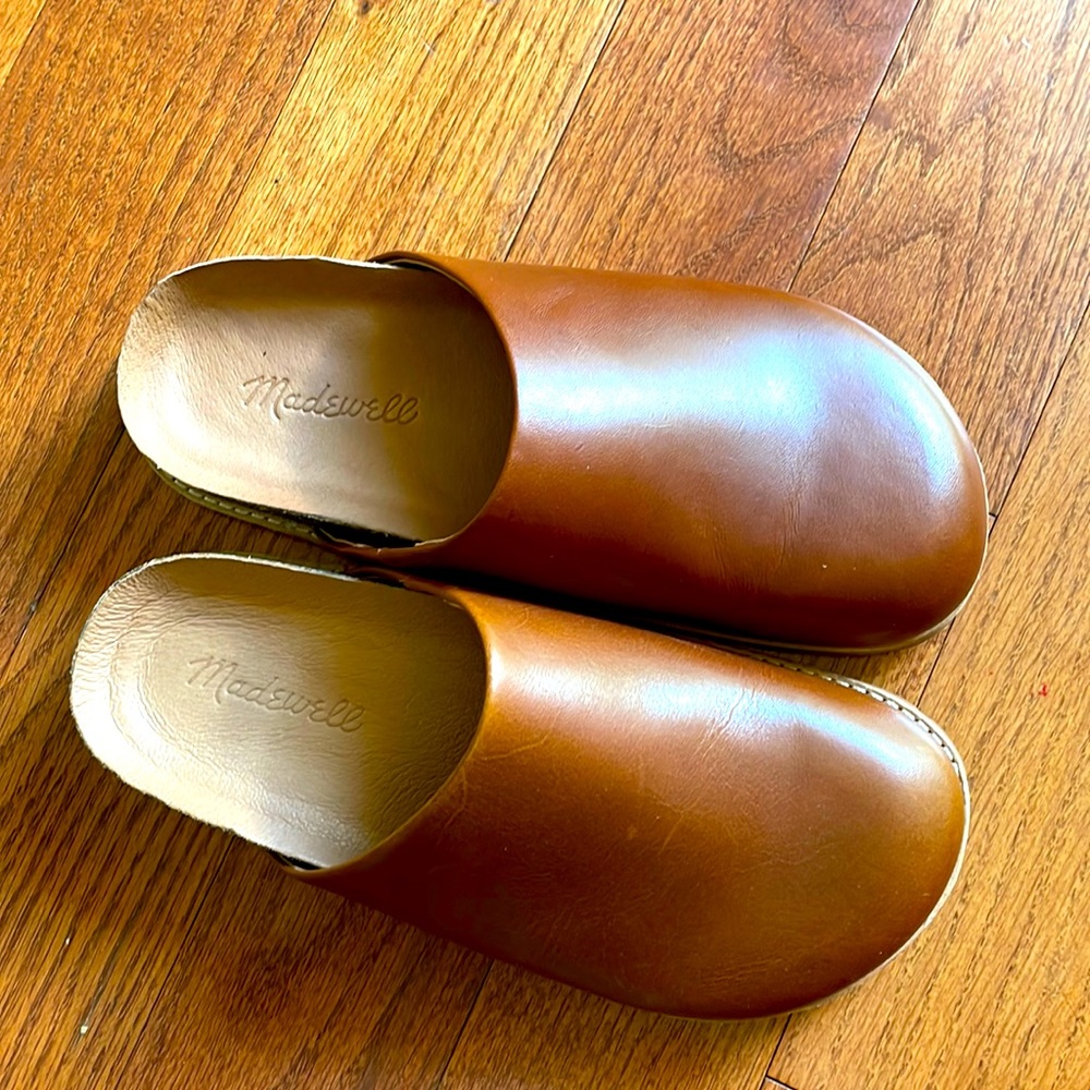 Madewell Leather Clogs sz 5